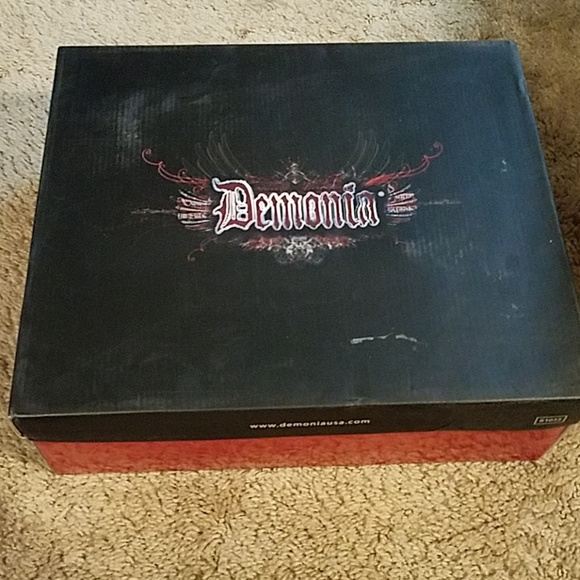 Demonia Concord-57 Boots - Picture 3 of 4